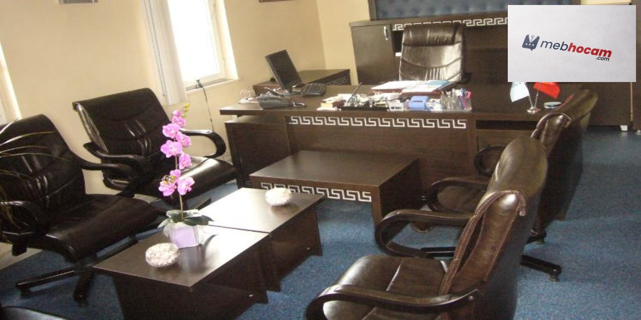 Müdür Hakkında Şok Silah Suçlaması. Öğrenci Velileri Ayaklandı. İddialar Tüyler Ürpertici!