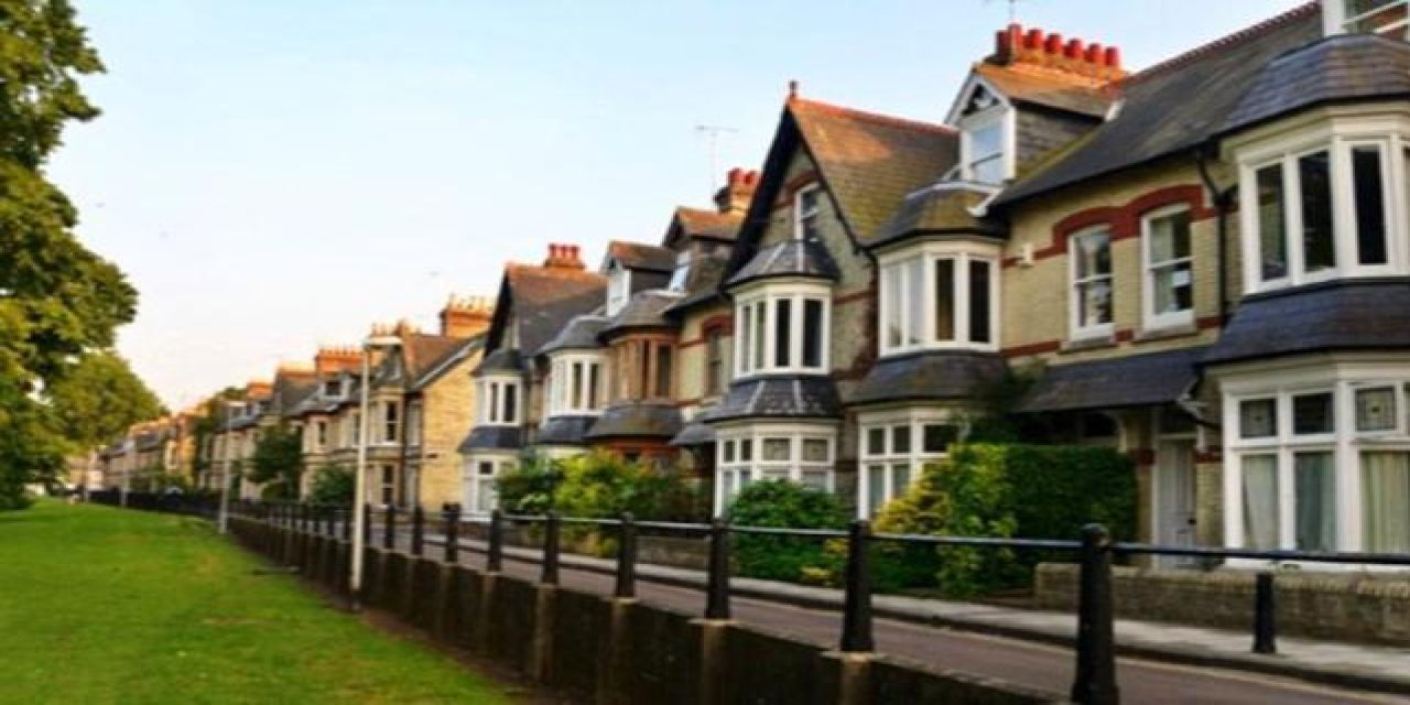İngiltere 2023 Ev Fiyatları Ne Kadar?