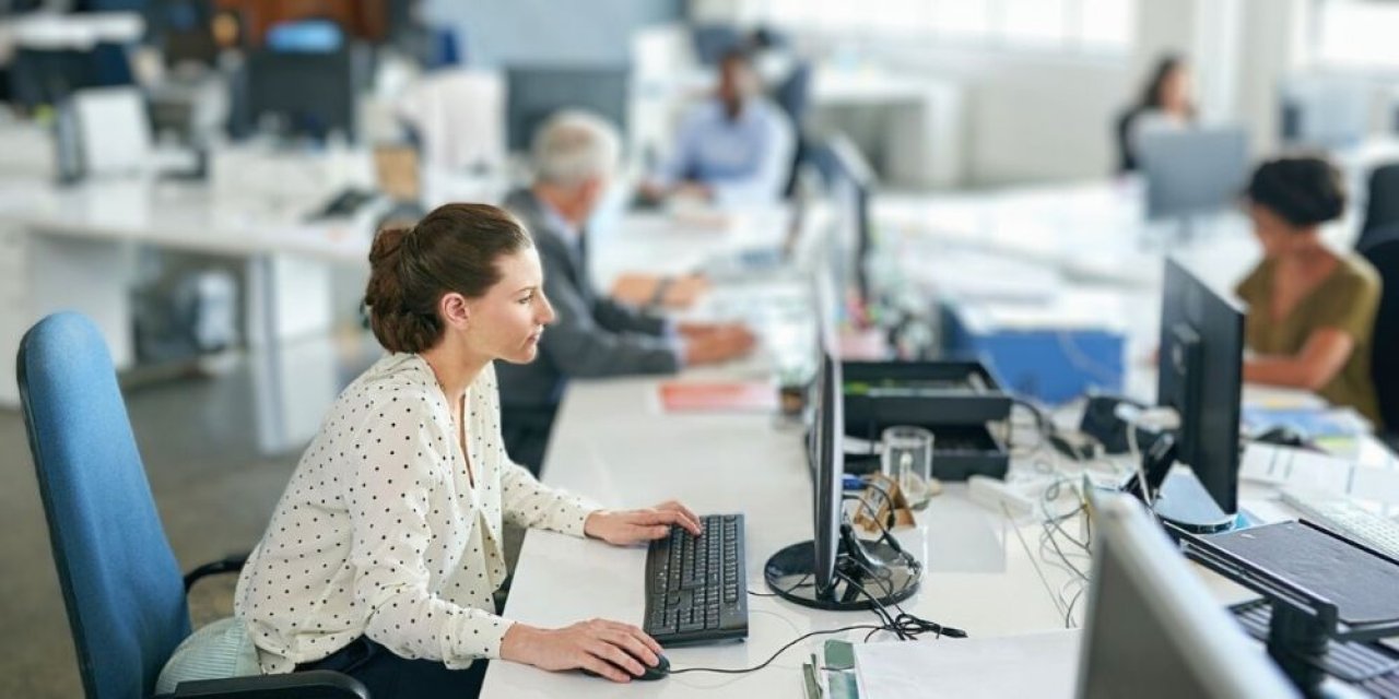 18 Yaşını Dolduranlara Devlet Kapısı Açıldı! 24 Bin TL Maaşla Hemen İşe Başlama Fırsatı Tarihi Fırsat Diye Buna Denir