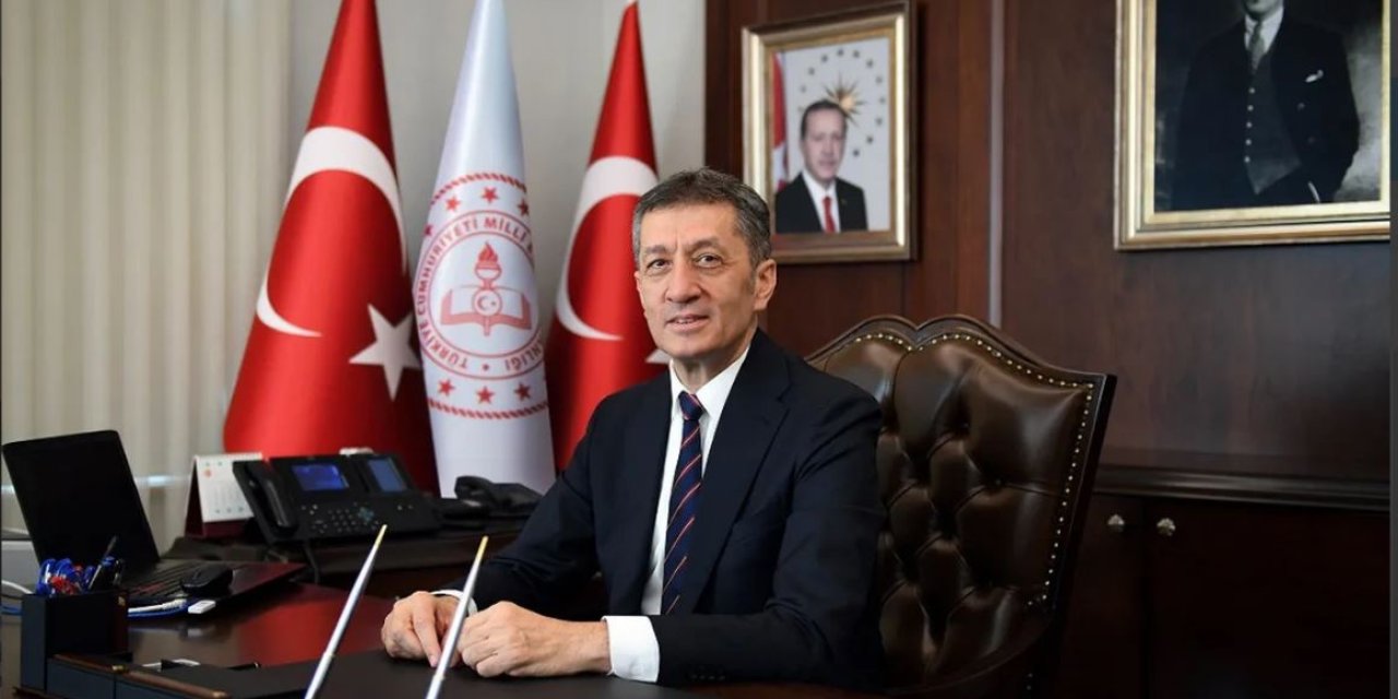 Efsane Milli Eğitim Bakanı Ziya Selçuk Şimdi Ne Yapıyor?