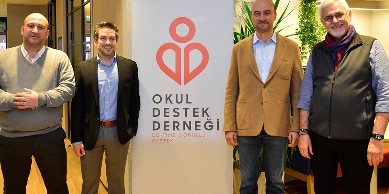 Dijitalleşen Dünya’da Eğitim!