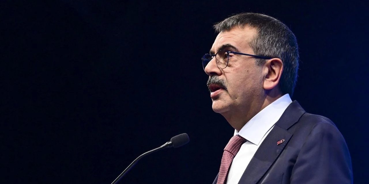 Bakan Tekin net konuştu! Öğretmenlerin maaş ve ek ders ücretlerindeki tartışma son bulmalı!