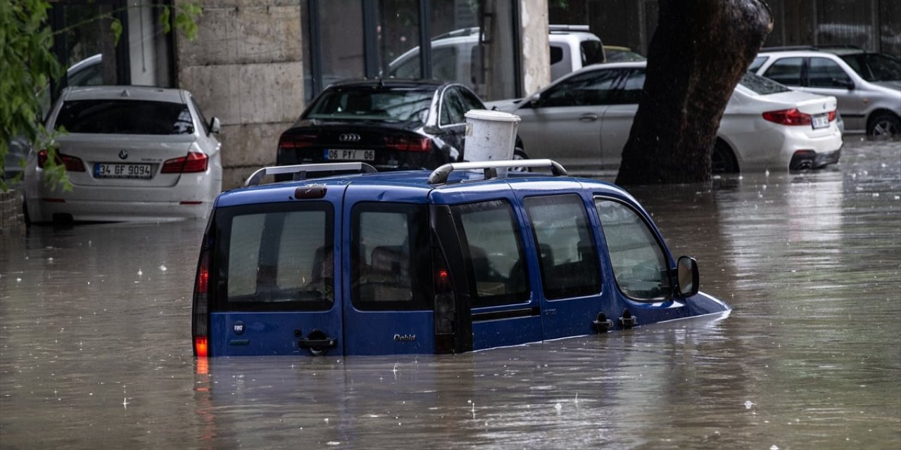 Yarın Ankara'da Okullar Tatil Mi? Ankara Valiliği Konu İle İlgili Açıklama Yaptı Mı?