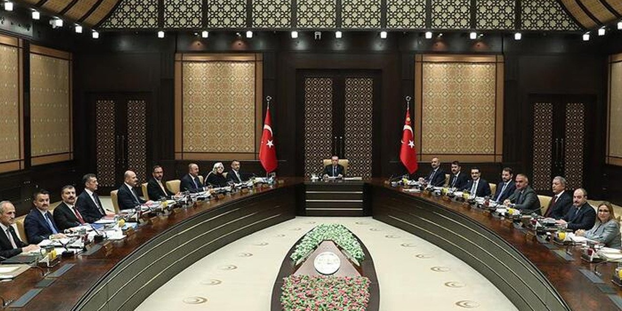 Kabine Toplantısı Ne Zaman? Cumhurbaşkanı Saat Kaçta Konuşacak? Öğretmen Atamaları Açıklanacak Mı?