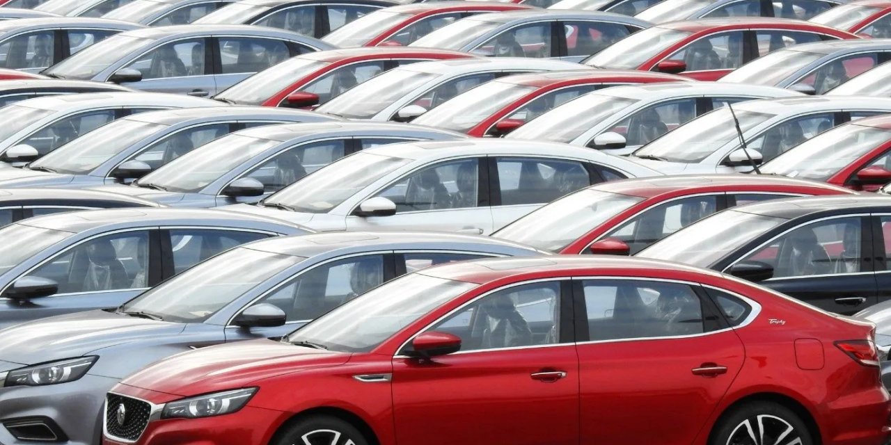 Sıfır Araç Fiyatları Neden Düştü? Bu Durum Ne Zamana Kadar Devam Edecek?