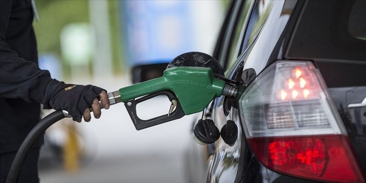 Durmak Bilmiyor! Motorin Fiyatlarında Dev Zam Haberi Geldi