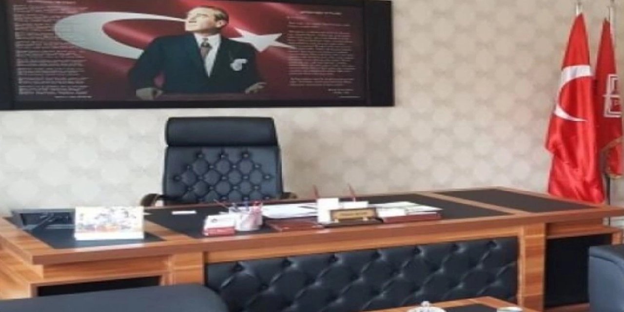 Resmî Gazete'de Yayımlandı:  MEB Müdür Atamalarına Sınav Şartı Geri Geldi