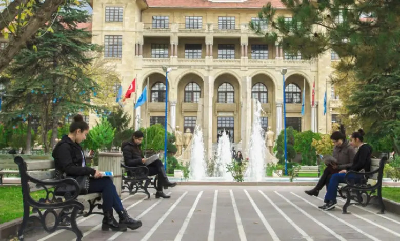 URAP Son Verileri Yayımladı! YKS Tercih Rehberi: Türkiye'nin En İyi 15 Üniversitesi Açıklandı!