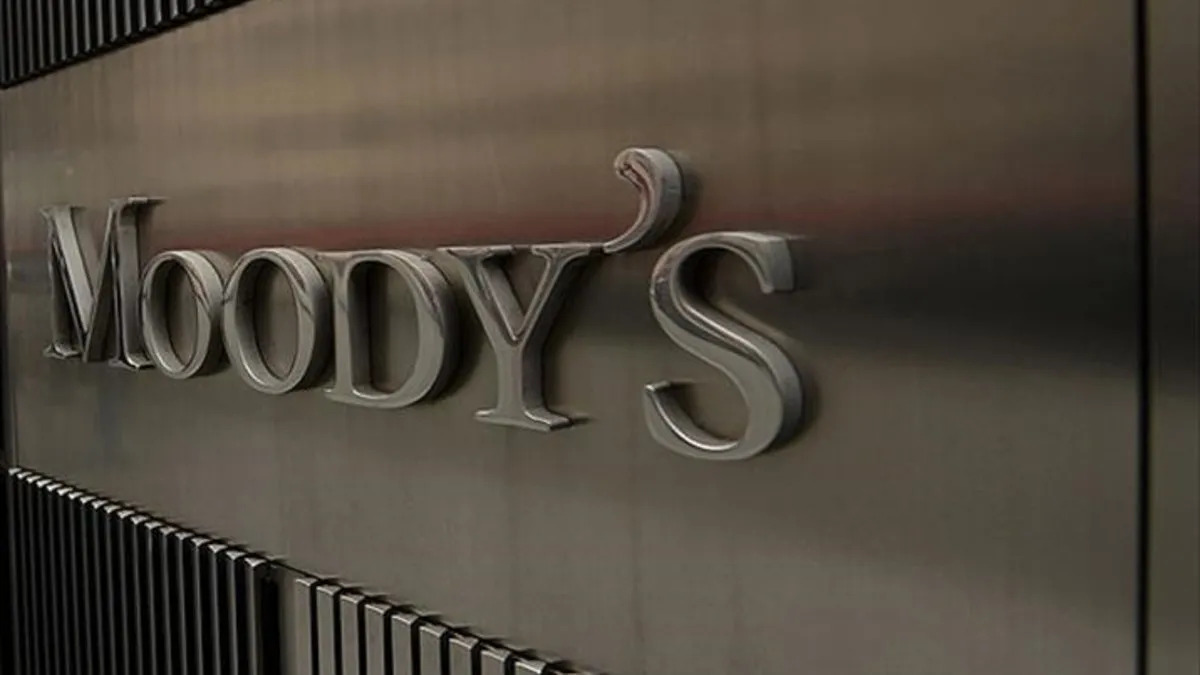 Moody's Türkiye'nin Kredi Notunu Yükseltti