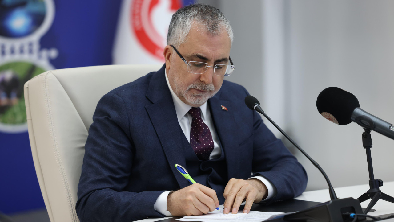 Bakan Işıkhan'dan Kamu İşçilerinin Zam Görüşmelerine İlişkin Açıklama