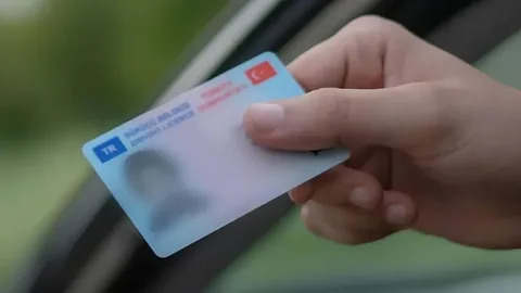 Ehliyet Yenileme Süresi Uzatıldı: Son Başvuru Tarihi 31 Ekim 2025
