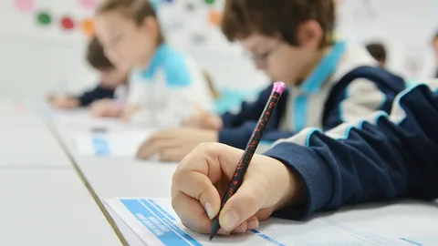 MEB'den Öğrenci Kayıtları İçin Yeni Düzenleme: Velilerden Fatura Talep Edilecek