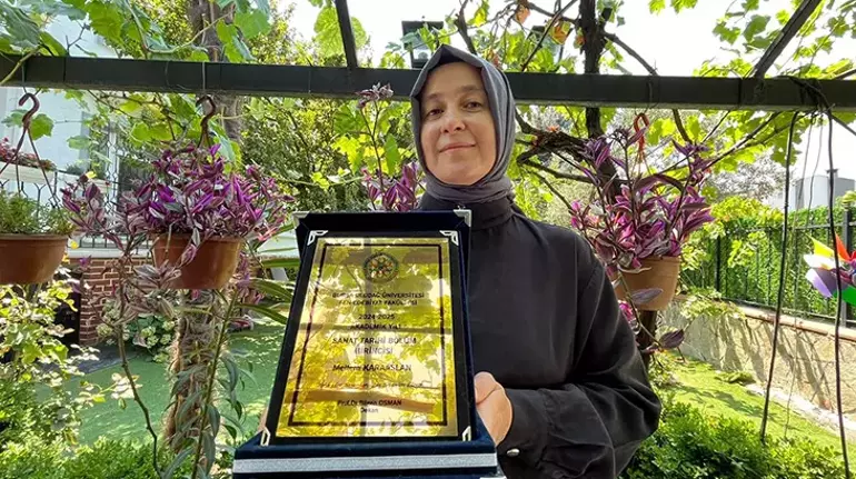 YAŞA TAKILAN HAYALLERİN DESTANI: 50'sinde Üniversiteyi Fethetti, Zirveye Çıktı! Tek Tercih, Efsane Bir Başarı!