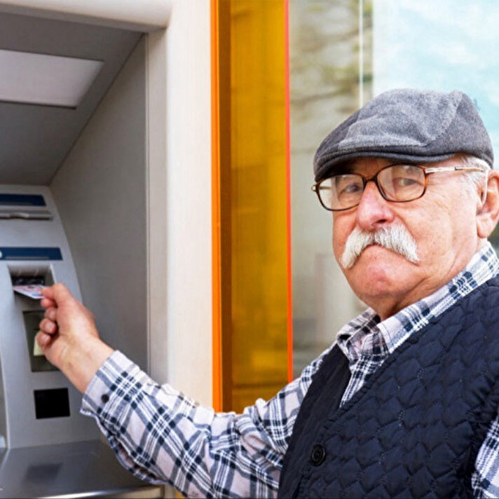 Milyonlarca Emeklinin Yüzünü Güldürecek Gelişme: Tek bir imza ile 30 bin TL'yi aşan ödeme Anında Cepte!