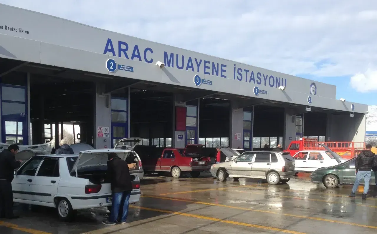 Sürpriz TÜVTÜRK Açıklaması: Aracınızın Hayati Sırları Ortaya Çıktı!