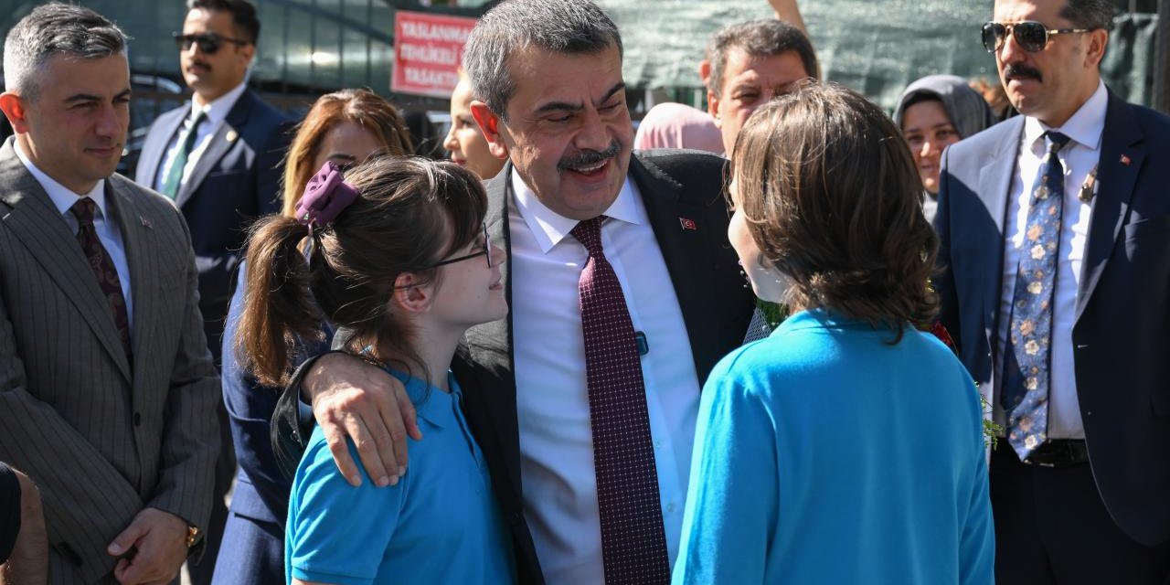 Yusuf Tekin’in Bavulu..