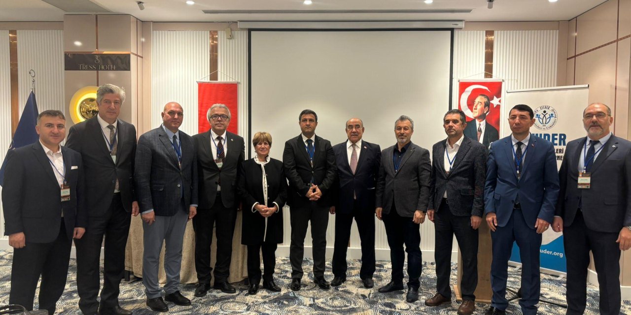 EYUDER’in 4. İstanbul Eğitim Zirvesi Gerçekleştirildi