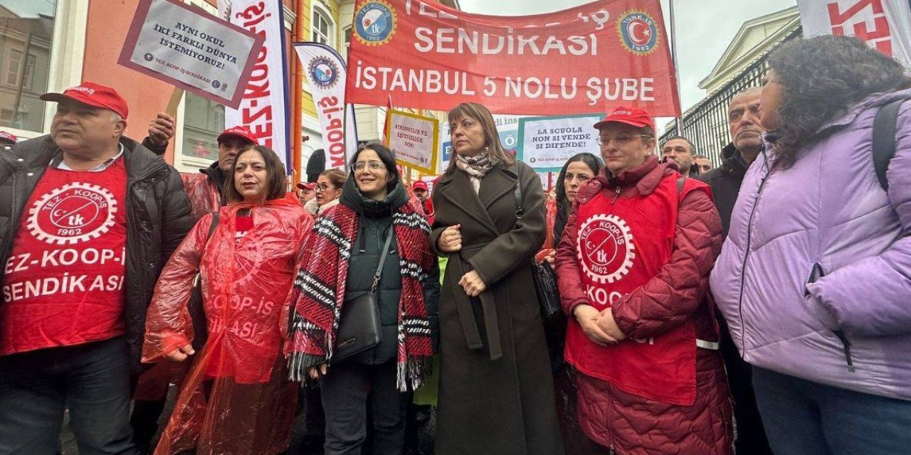 Öğretmenler Grevde! Yabancı Ögretmene 360 Bin TL, Türk Öğretmene 60 Bin TL Maaş!