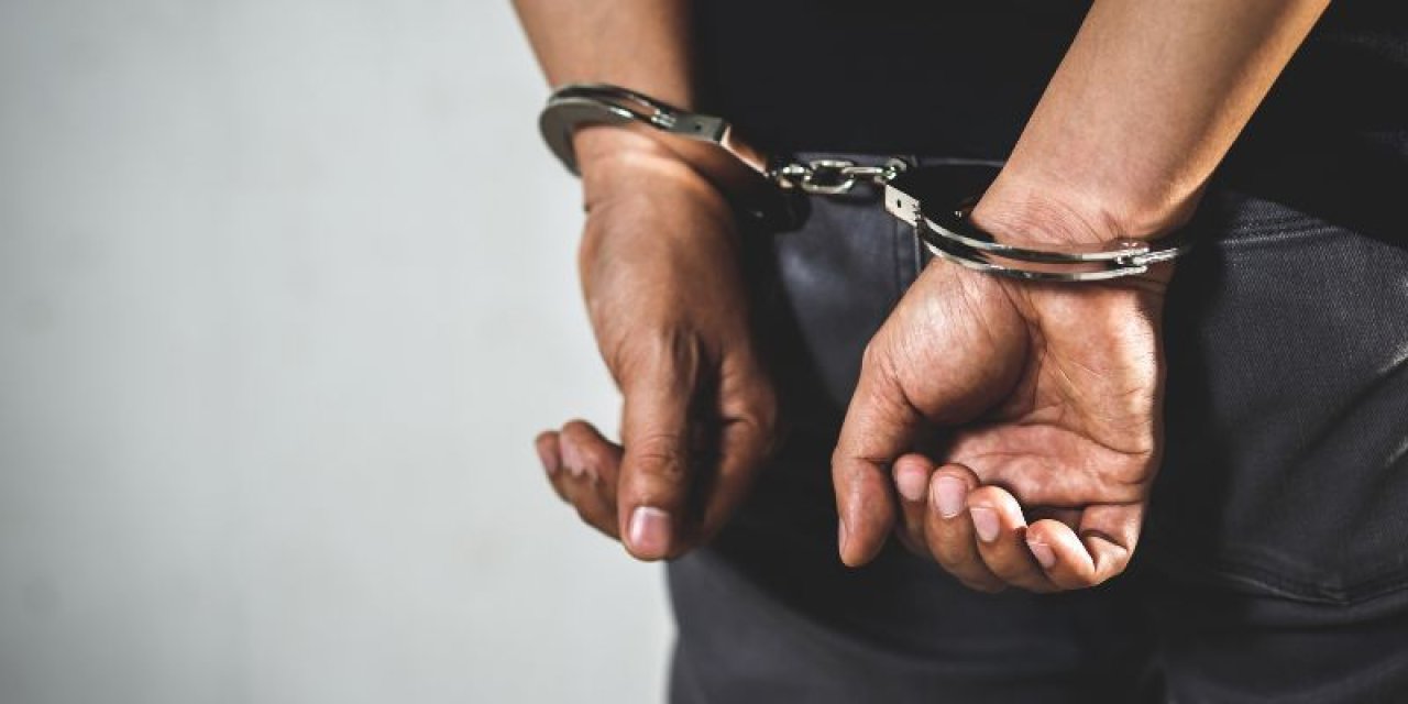 2 Öğretmene Uyuşturucu Operasyonunda Gözaltına Alındı