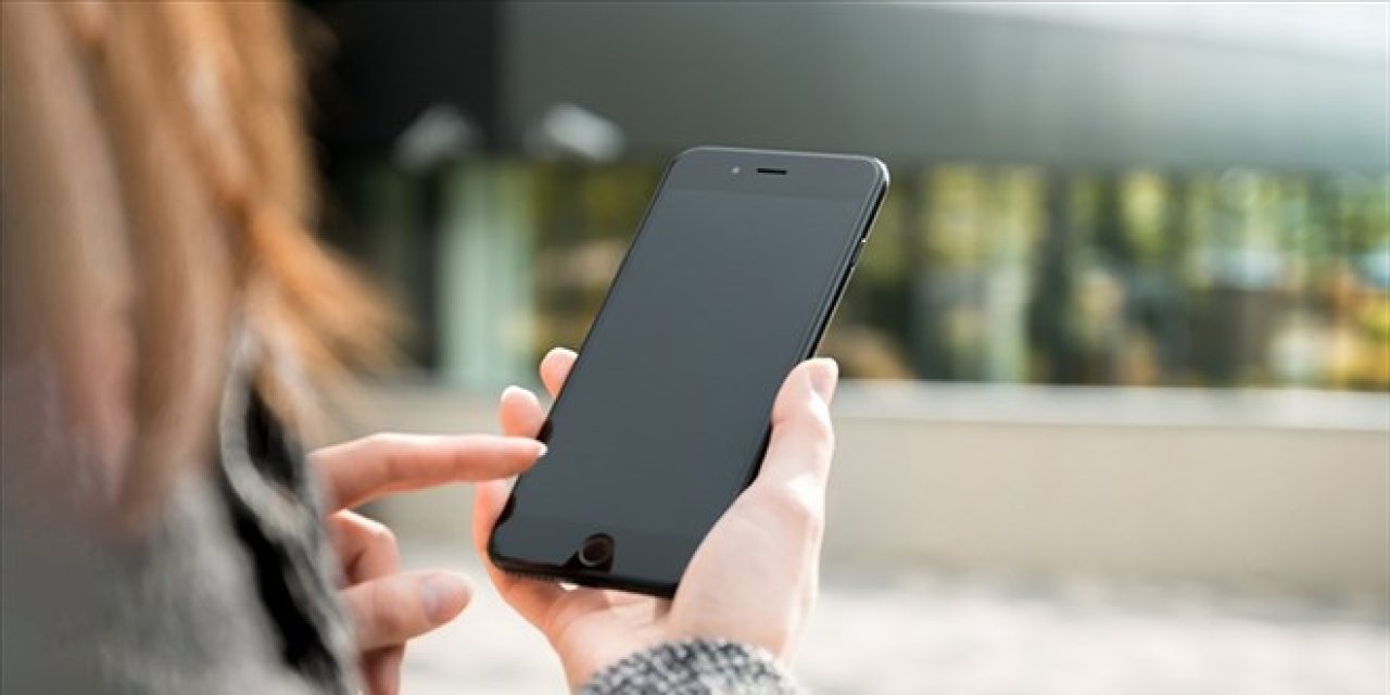 MEB'den Okul İletişimine Yeni Düzenleme: WhatsApp Grupları İçin Süreç Nasıl İşleyecek?
