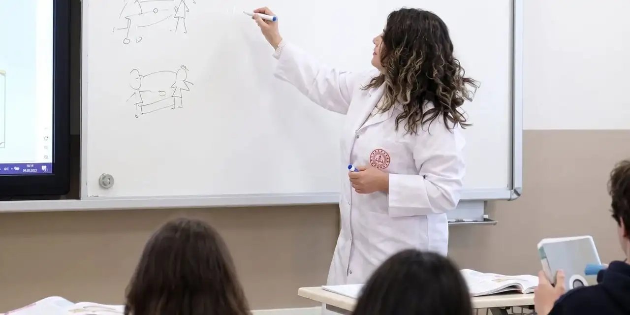 9 Sendikadan "Önlük" İçin Boykot ve Eylem Kararı