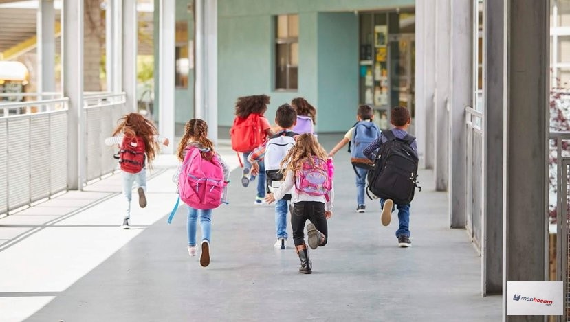 Milli Eğitim Bakanlığı'ndan Takvim Değişikliği: Okullar 2 Hafta Geç Kapanacak! Öğretmenler ve Öğrenciler Yaz Tatiline...