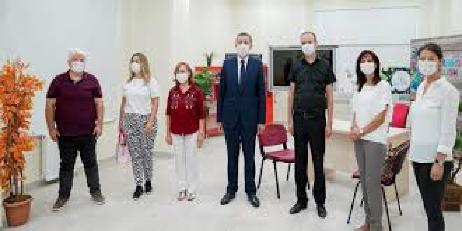 Sınıf öğretmeni başka branşa geçebilir mi?